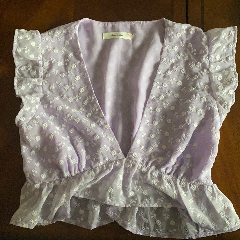 isabelle’s cabinet - purple floral top